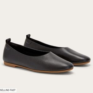 New In Box Everlane the Italian Black Soft Leather Day Glove  Flats Size 11